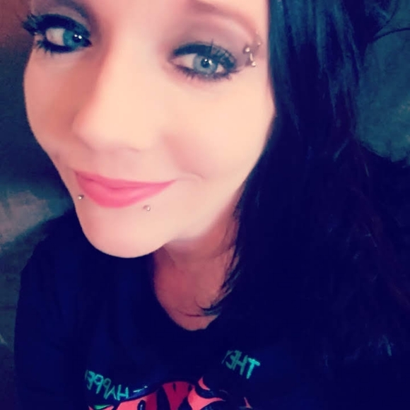 Meet your Posher, Ashes - Picture 2 of 4